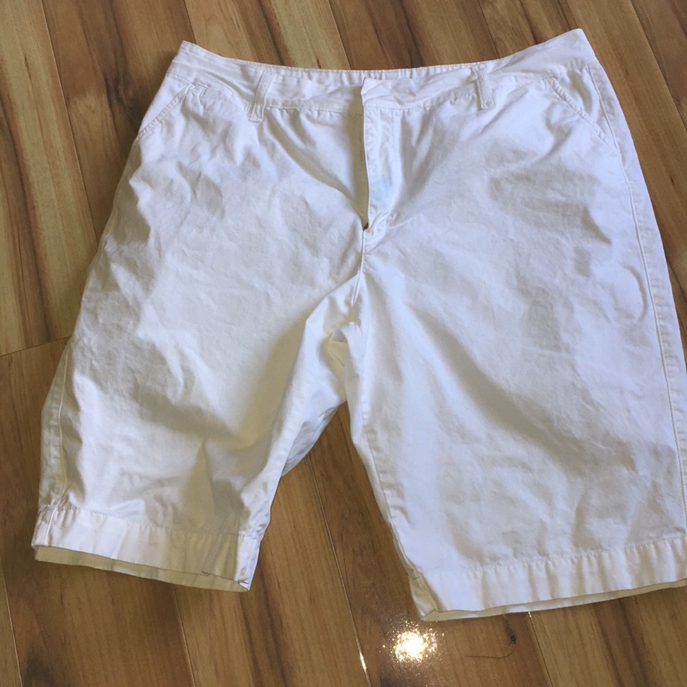 D-2 Duck Head Classic Women Shorts
